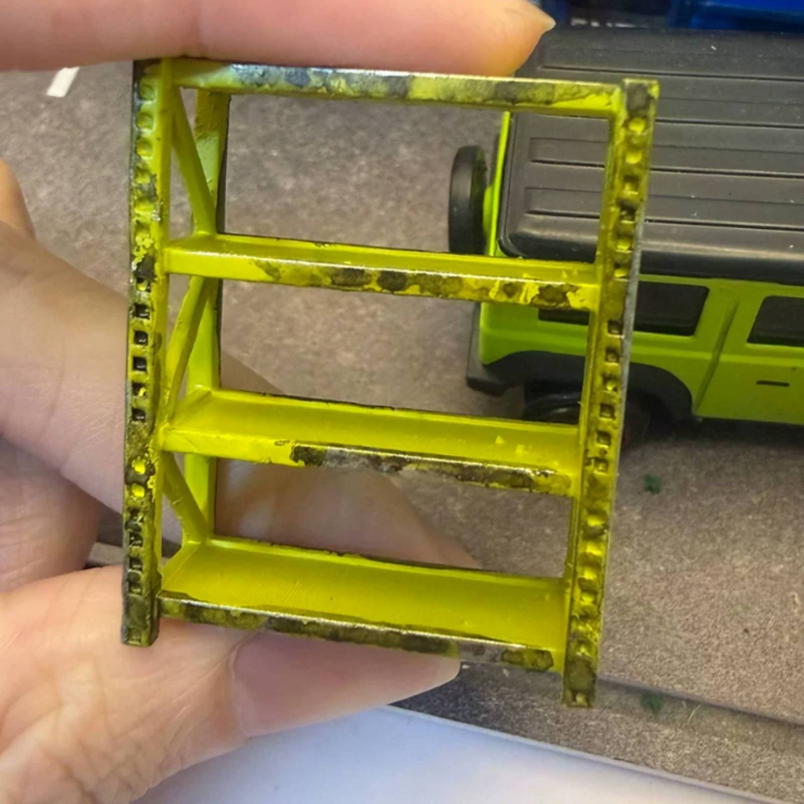 Auto Repair Shop In - 1/64 ガレージ棚リアルなデザイン修理工場ディスプレイ棚スケールモデルラックシーンアクセサリー自動車修理工場の装飾