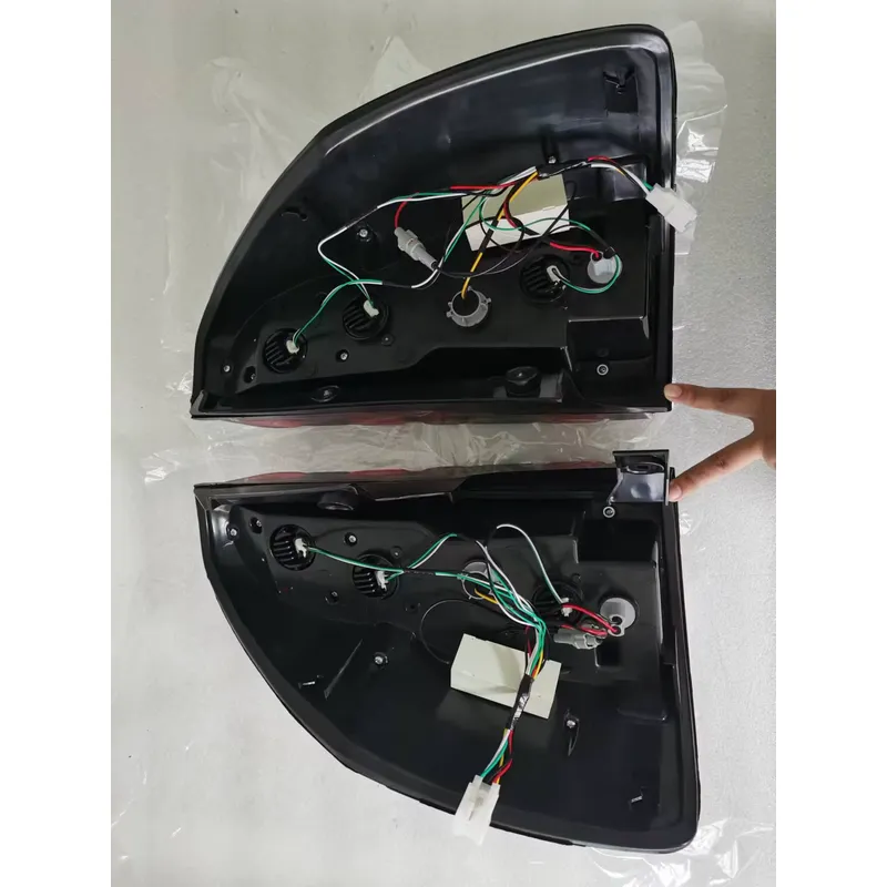 Auto Repair Shop In - プラド FJ120 03-08用改造テールランプ 工場直販 チューニング自動車部品 修理工場およびグローバル向け卸売