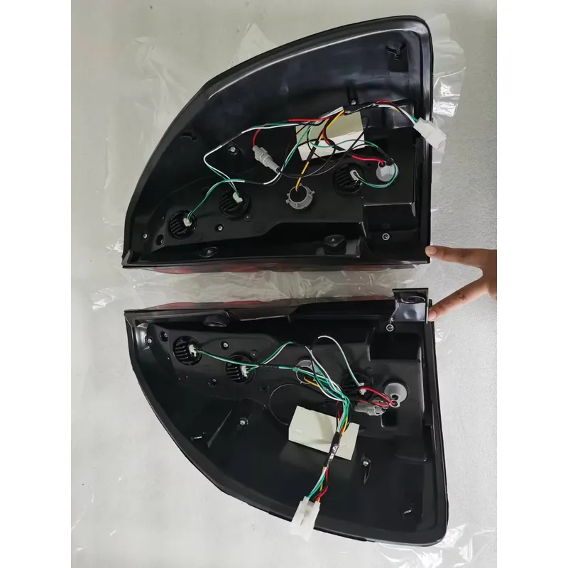 プラド FJ120 03-08用改造テールランプ 工場直販  - Auto Repair Shop In のレビューと価格